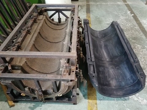 OEM قالب گیری چرخشی آلومینیومی قالب مانع ترافیک پلاستیکی